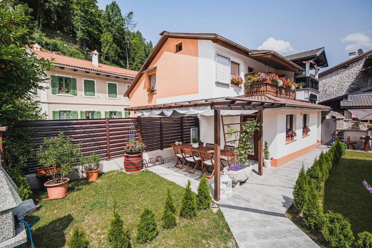 Gotar Apartment With Garden Kobarid Buitenkant foto
