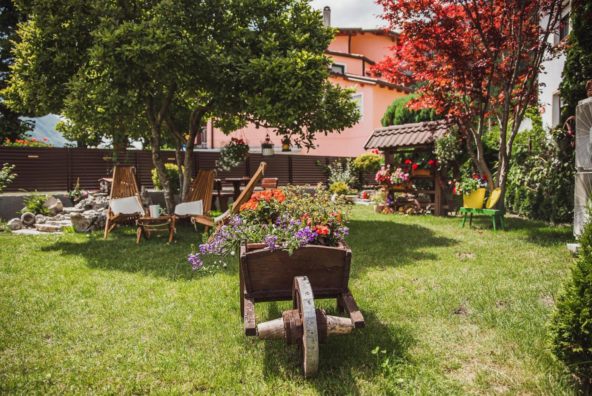 Gotar Apartment With Garden Kobarid Buitenkant foto