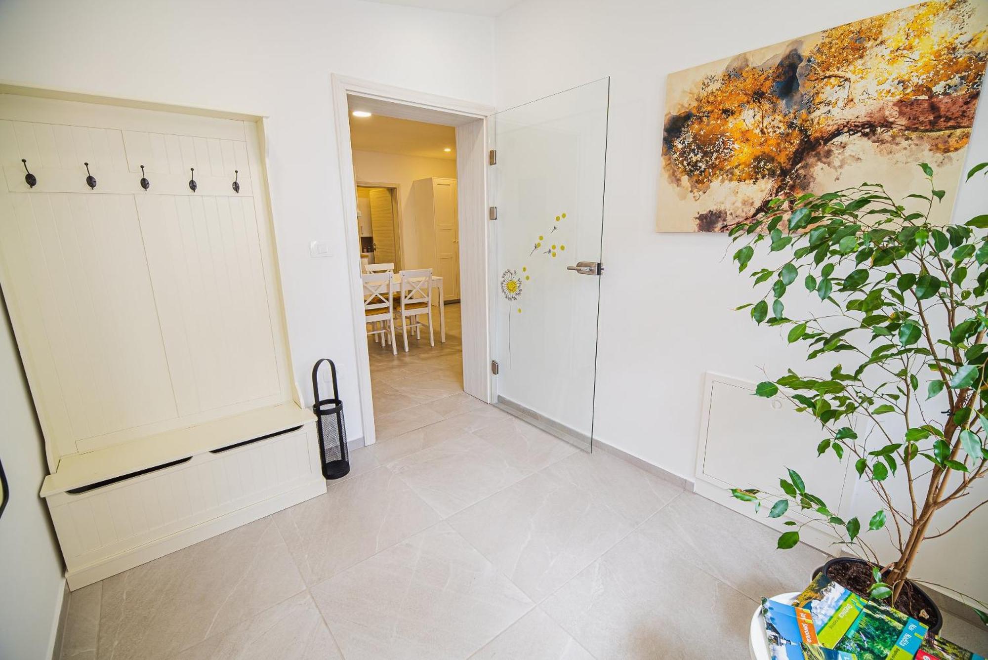 Gotar Apartment With Garden Kobarid Buitenkant foto